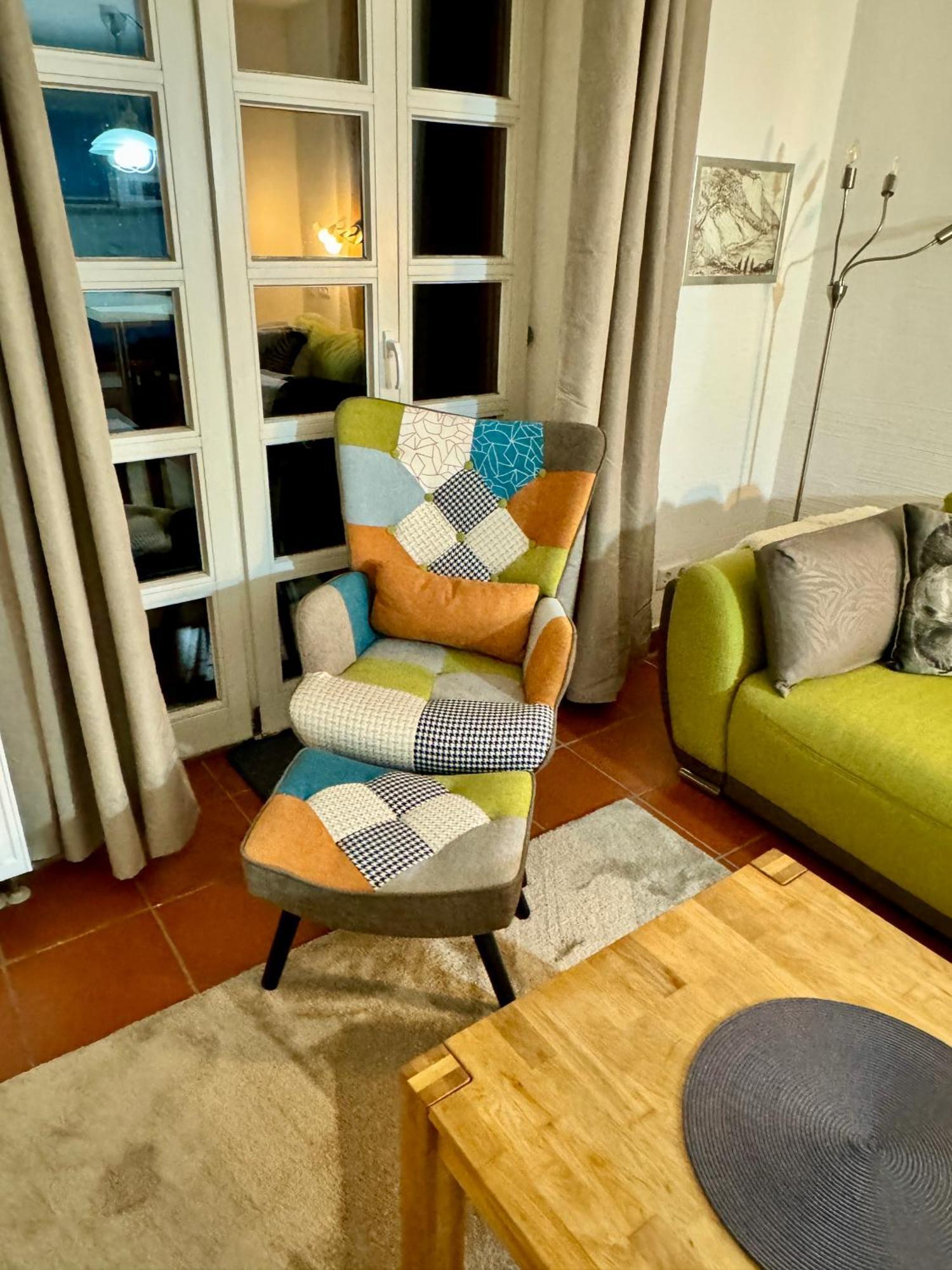 Moewenblick Bakenberg-41 Mit Terrasse, Doppelbett, Schlafsofa, Vollstaendige Komfortkueche Apartment Dranske